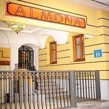 Hotel Almona