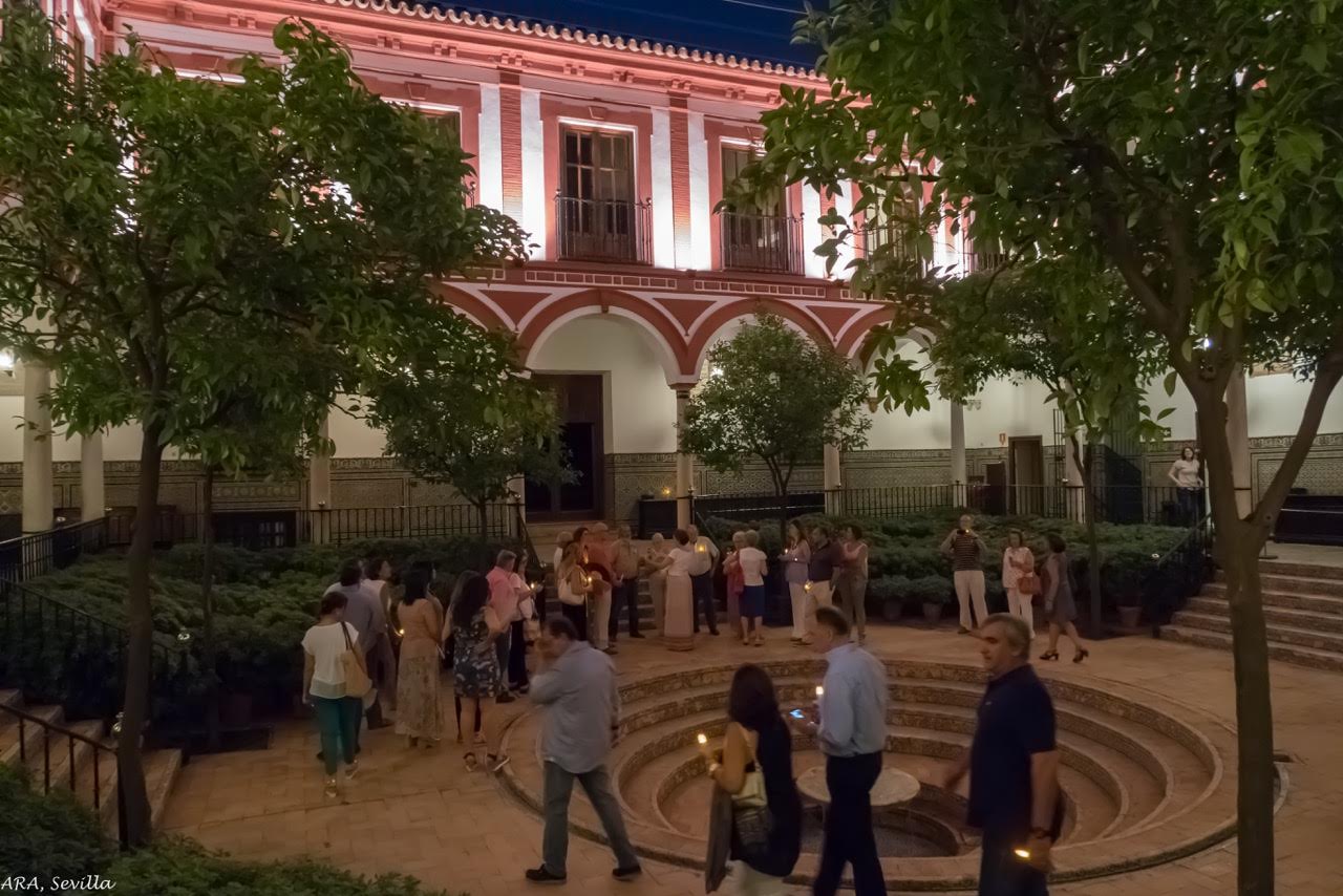 Visita nocturna al Hospital de los Venerables
