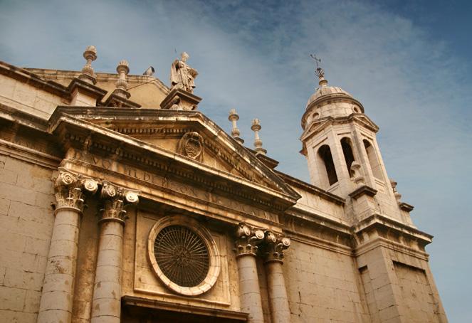 Basílica Menor de la Sacra Iglesia Parroquial de San Ildefonso