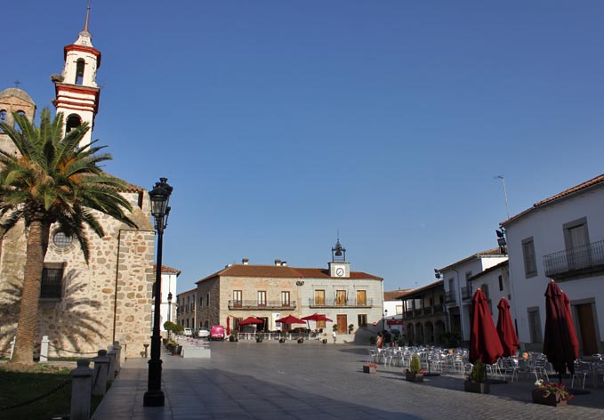 Plaza Mayor de Dos Torres - Web oficial de turismo de Andalucía