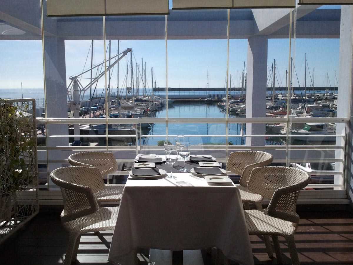 Catamarán Restaurant