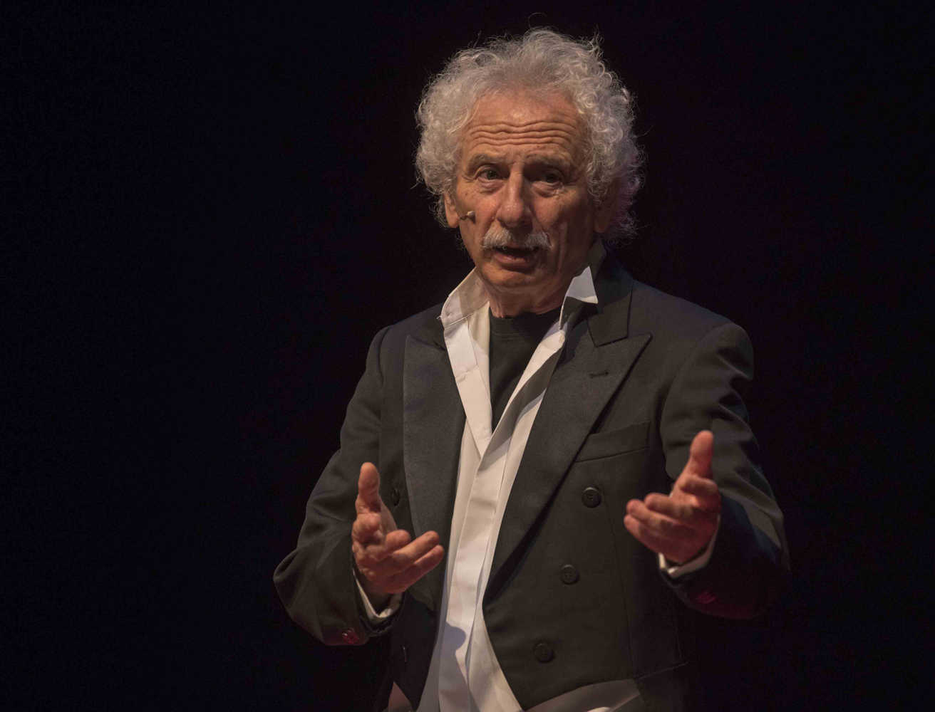 El alma de Valle Inclán. Rafael Álvarez, El brujo