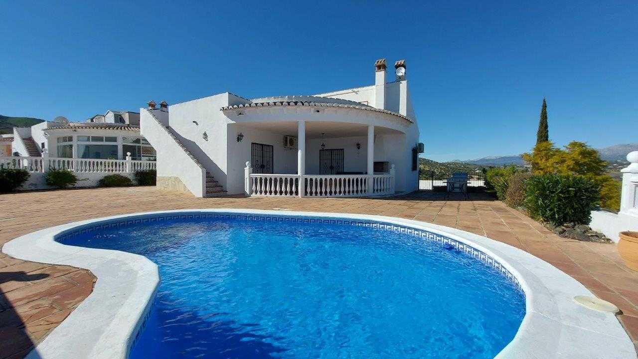 Casa VIVAndalusia with private pool