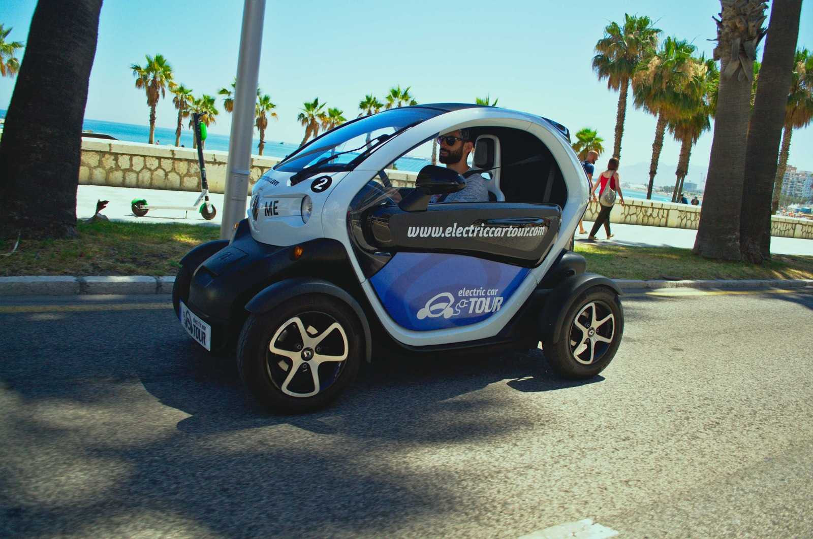 Mini Tour en voiture électrique à Malaga