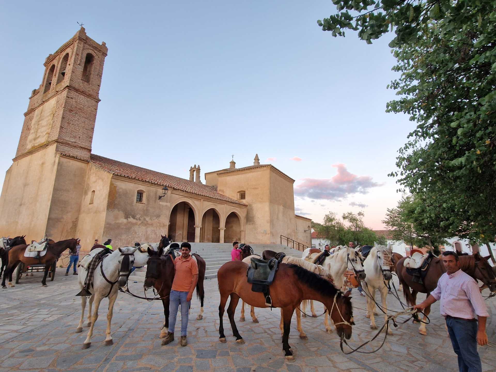 Experiencia a caballo en la Sierra Morena de Sevilla