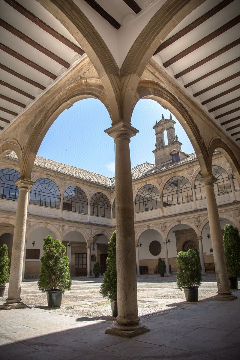 Antigua Universidad