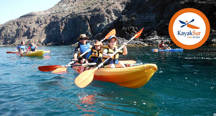 Kayak con Niños en Cabo de Gata - KayakSur - Telf 635178543