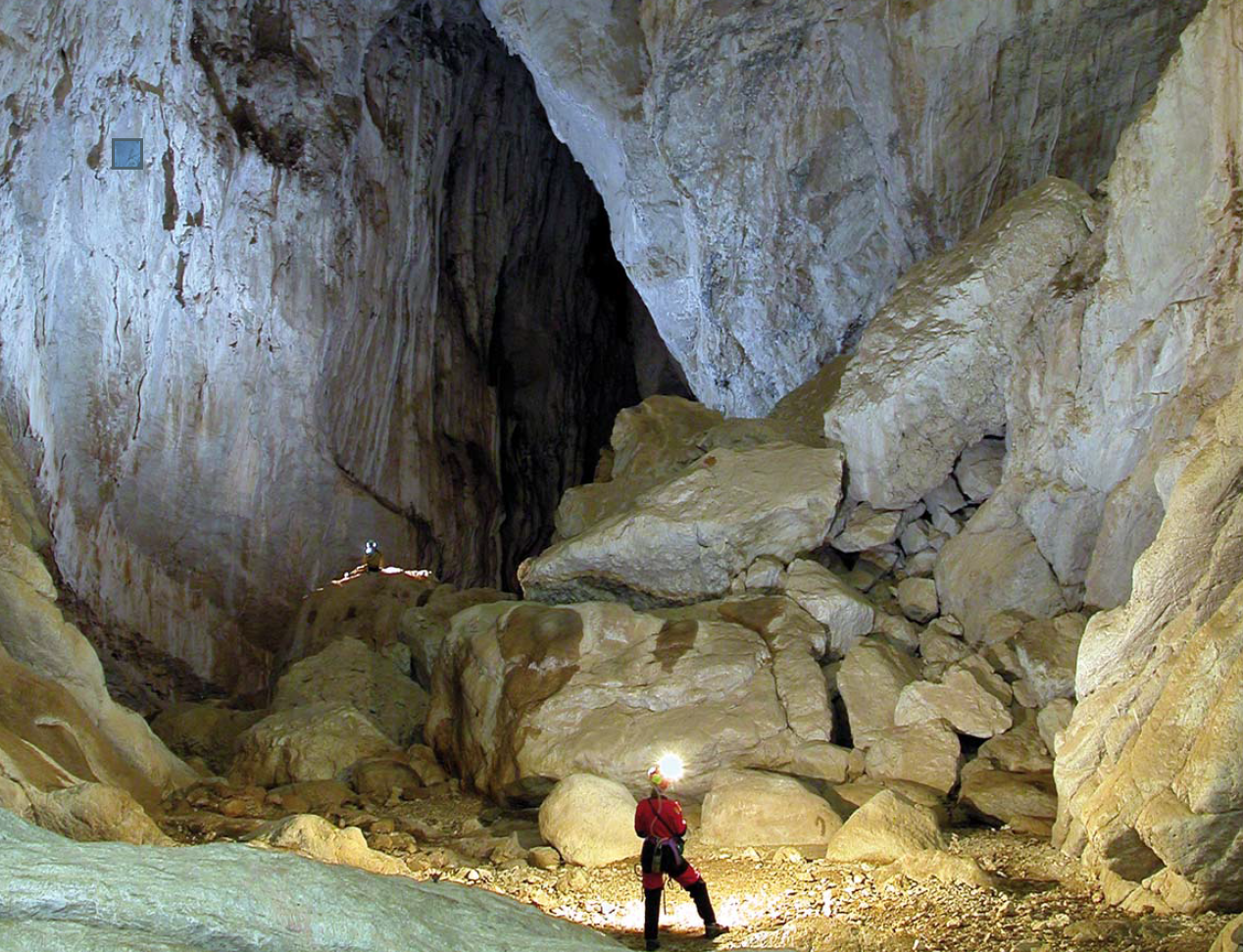 Hundidero Cave