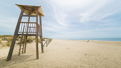 Las playas de Huelva ideales para ir con amigos, en familia o con tu perro