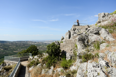10 minutes of relaxation at the best lookout point in the Subbética de Córdoba mountains