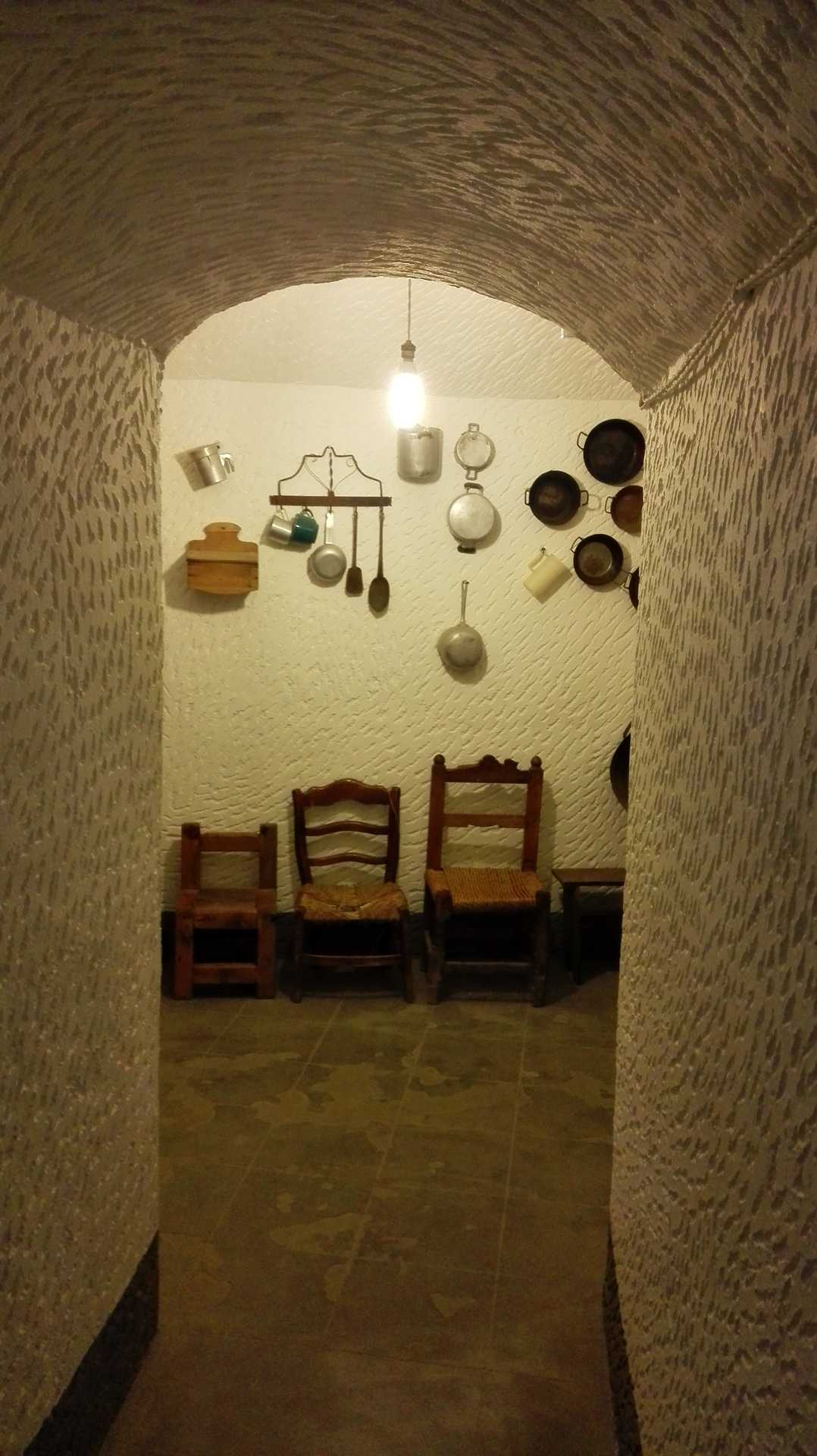Cultura Cueva Museo La Inmaculada-pasillo.jpg